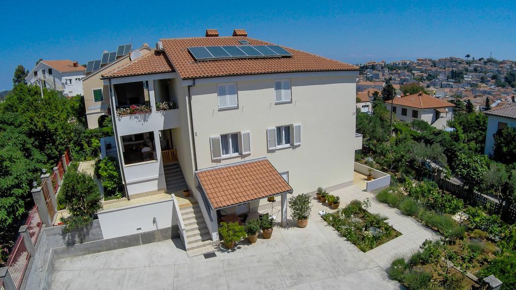 Apartmani Dorita Mali Losinj Bagian luar foto
