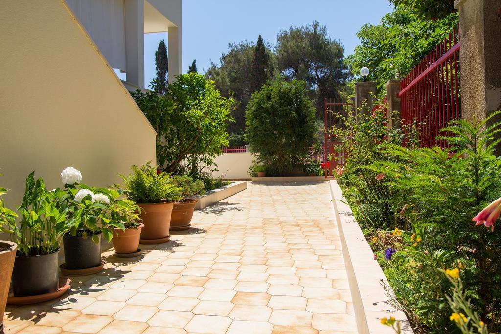 Apartmani Dorita Mali Losinj Bagian luar foto