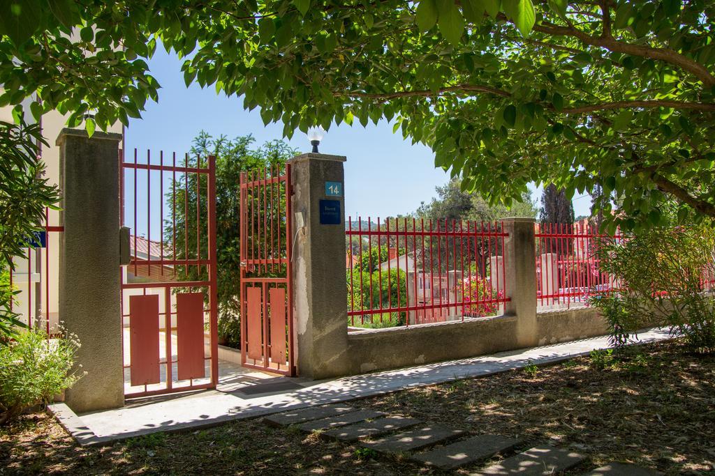 Apartmani Dorita Mali Losinj Bagian luar foto